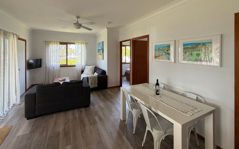 By The Sea 2 Crescent Head