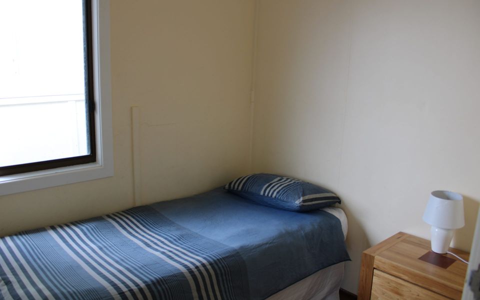 Careulea Crescent Head