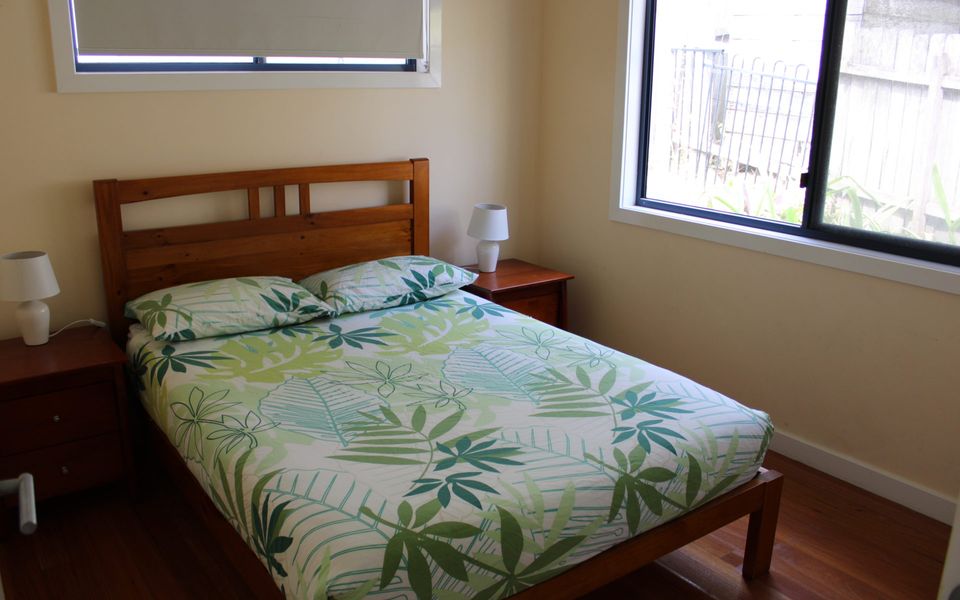 Careulea Crescent Head