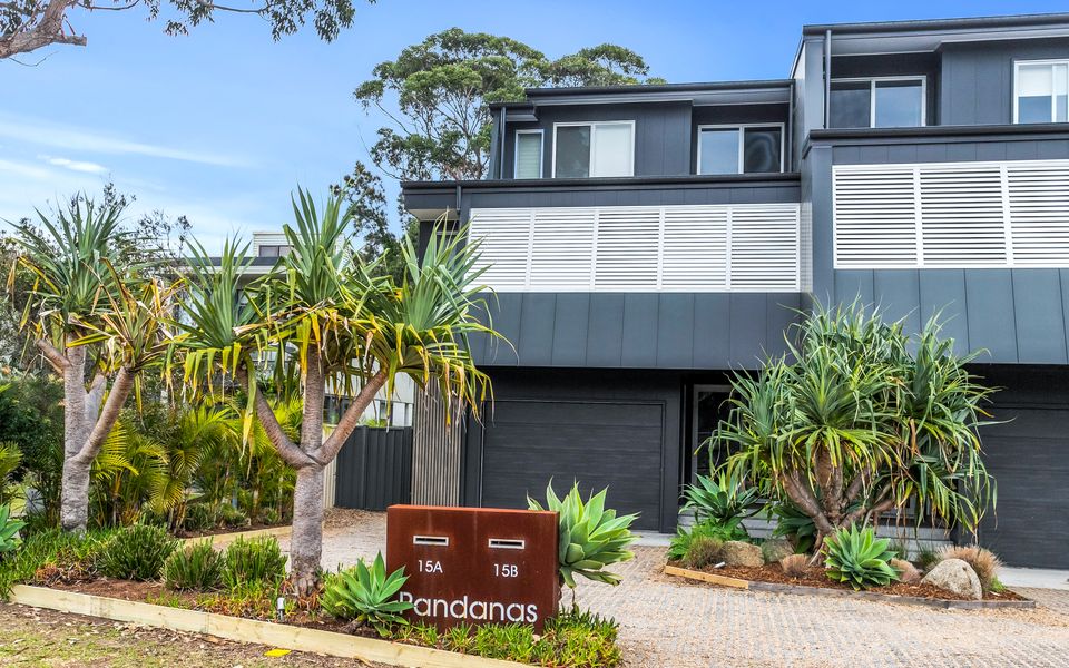 15A Pandanas