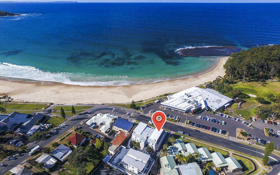 Mollymook Luxury Beachfront Apartment 10