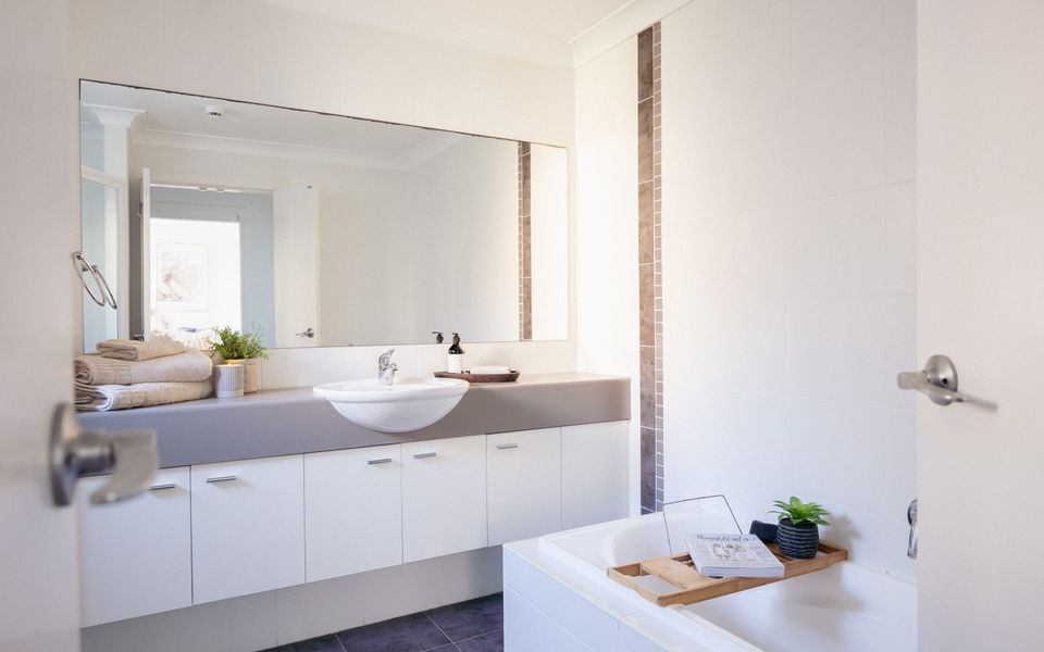 Mollymook Luxury Beachfront Apartment 3