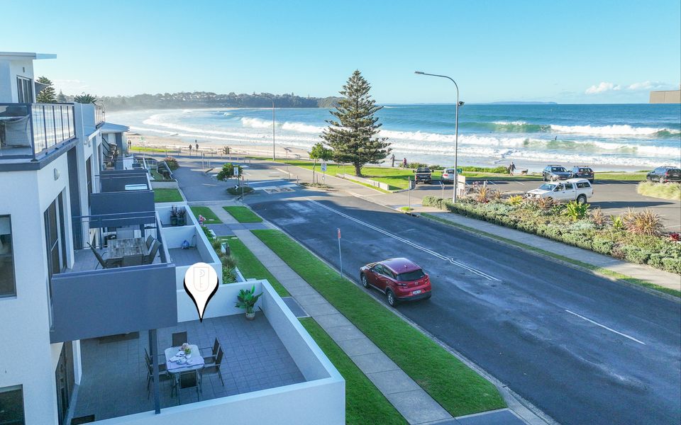 Mollymook Luxury Beachfront Apartment 3