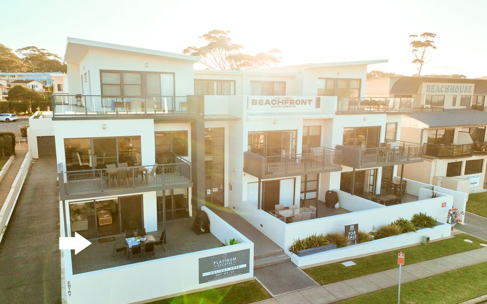 Mollymook Luxury Beachfront Apartment 3