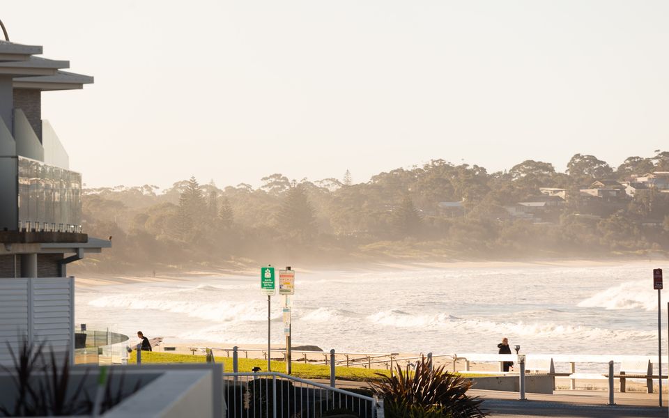 Mollymook Luxury Beachfront Apartment 3