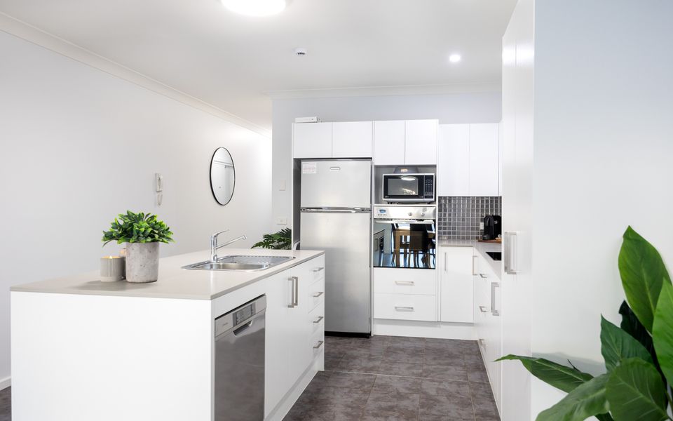 Mollymook Luxury Beachfront Apartment 3