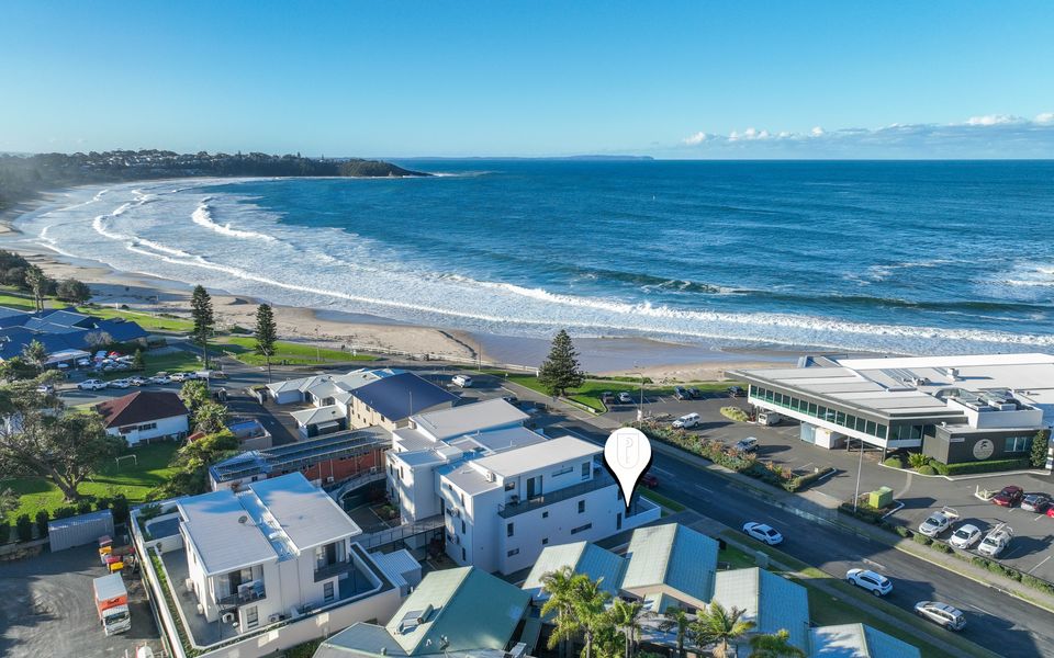 Mollymook Luxury Beachfront Apartment 3