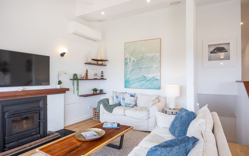 Banksia Beach House