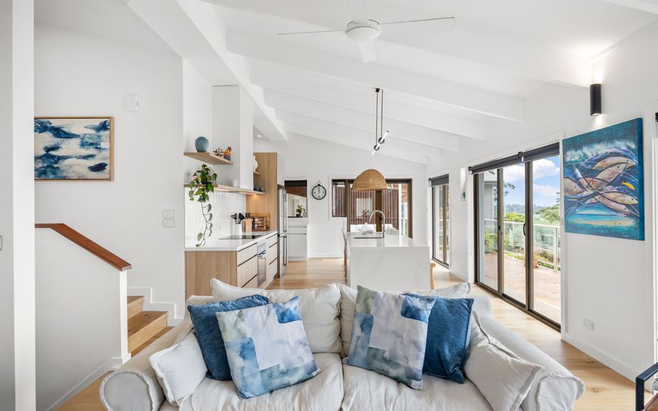 Banksia Beach House