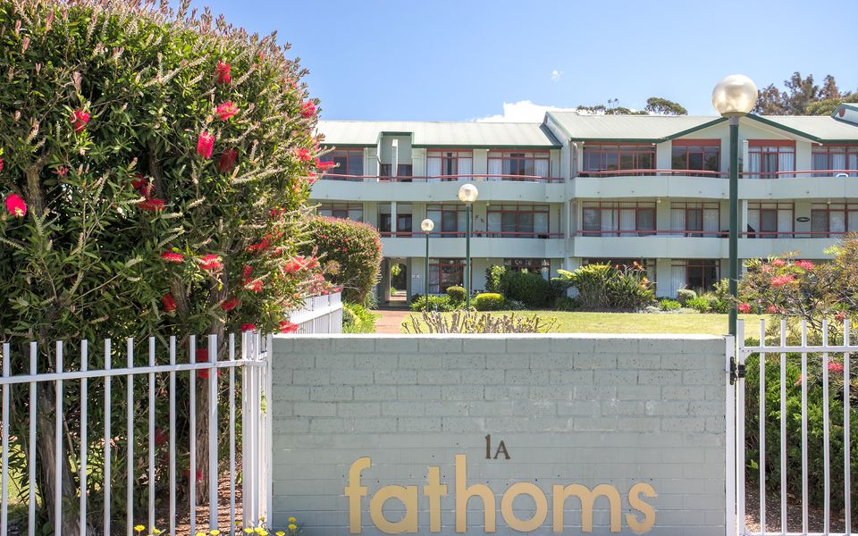 Ocean View-Fathoms 17