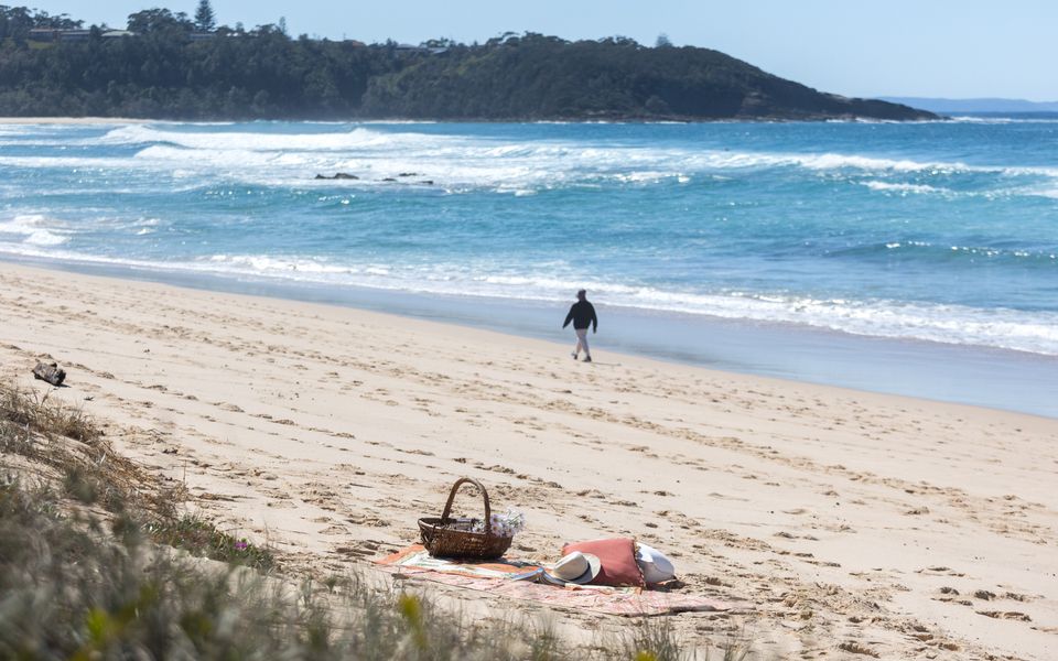 Beachfront Bliss on Mollymook Beach