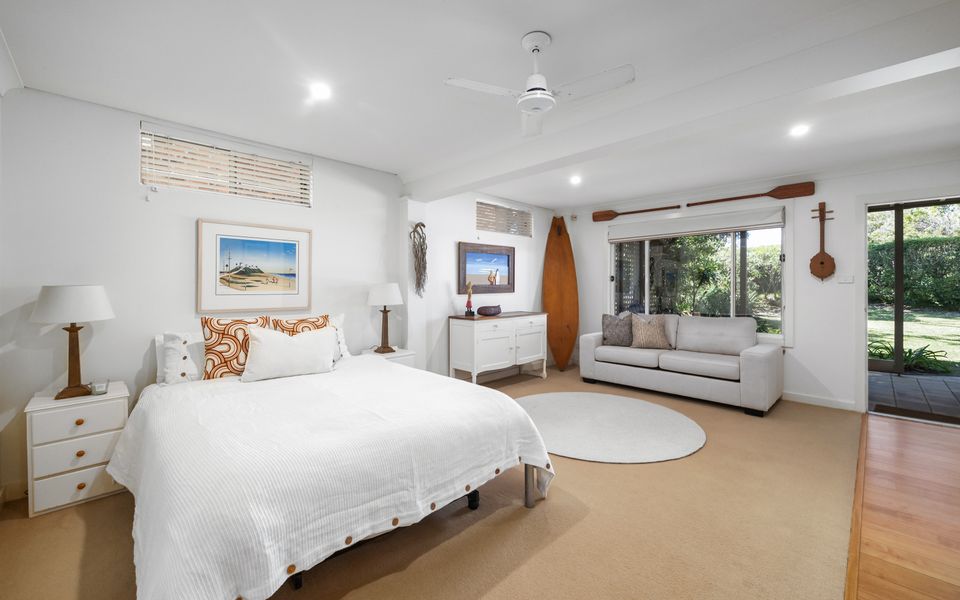 Beachfront Bliss on Mollymook Beach