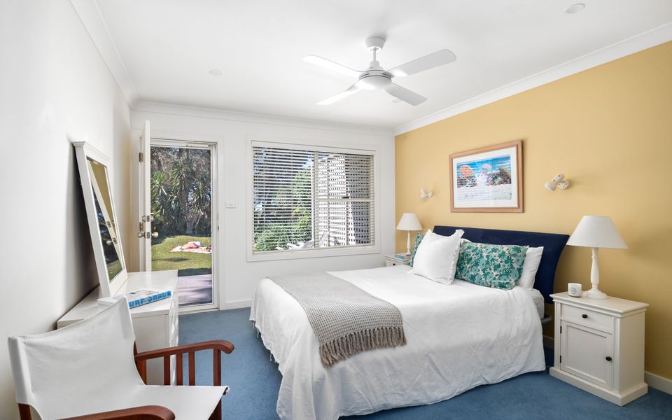 Beachfront Bliss on Mollymook Beach