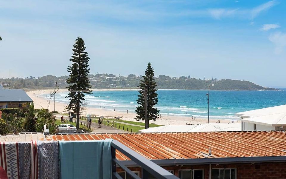 Beachfront Eight