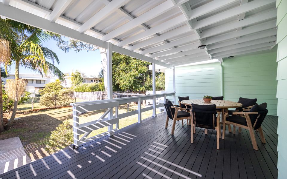 Barney’s Beach House Narrawallee