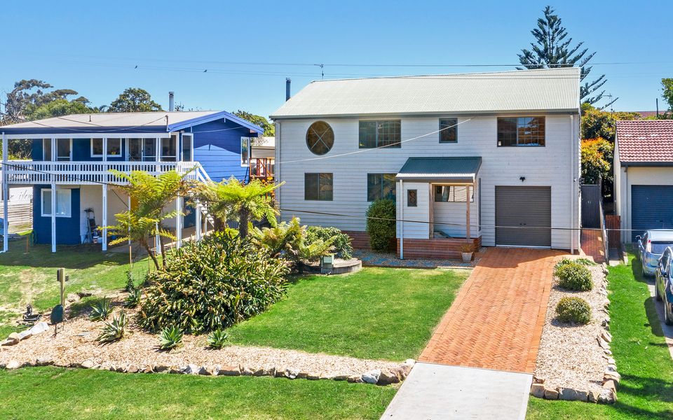 8 Borang Street, Potato Point