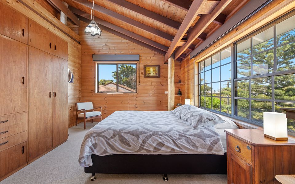 8 Borang Street, Potato Point