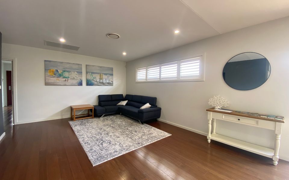 6 Bagarin Avenue, Tomakin