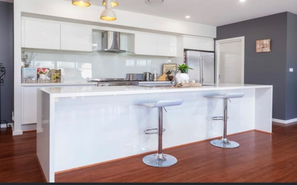 6 Bagarin Avenue, Tomakin