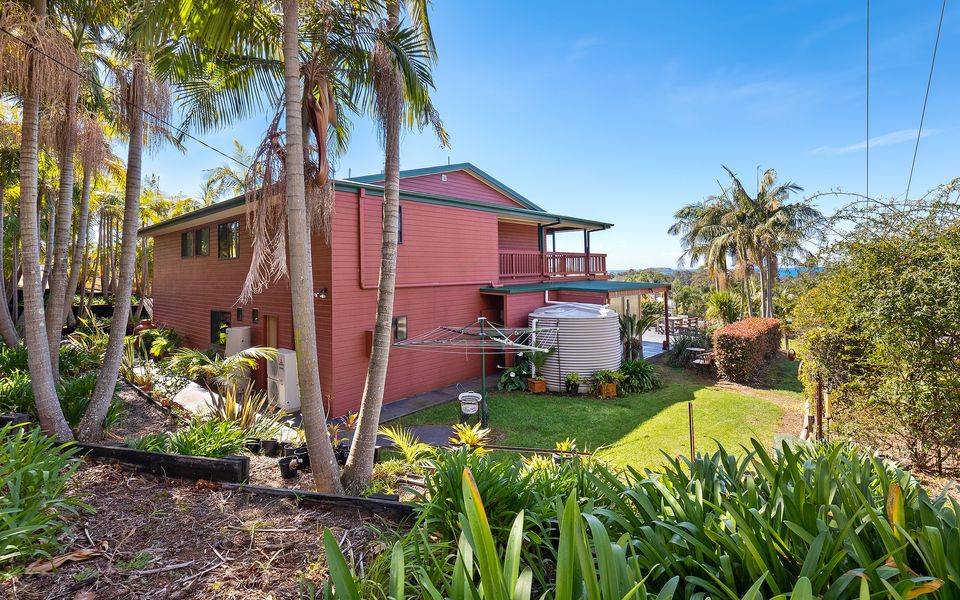 Coastal escape at Surf Beach