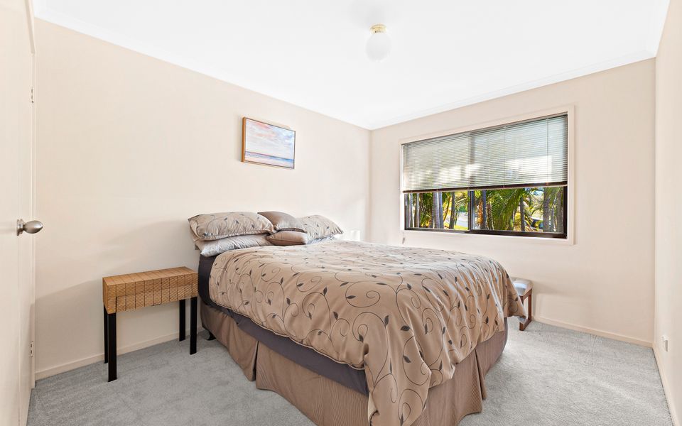 Coastal escape at Surf Beach