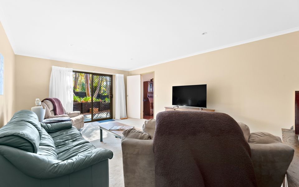 Coastal escape at Surf Beach