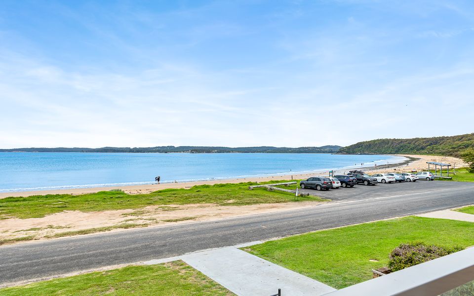 10 Bay Road, Long Beach