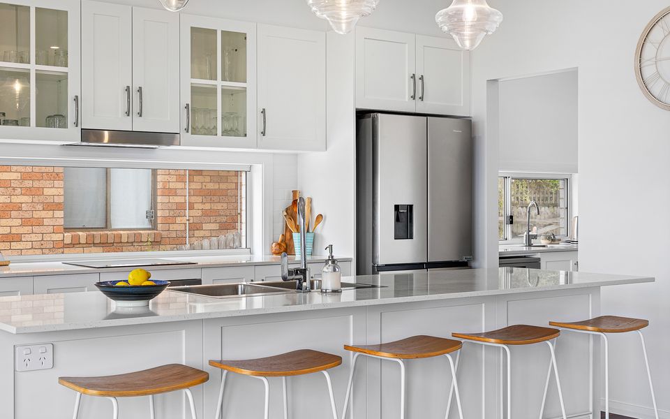 10 Bay Road, Long Beach