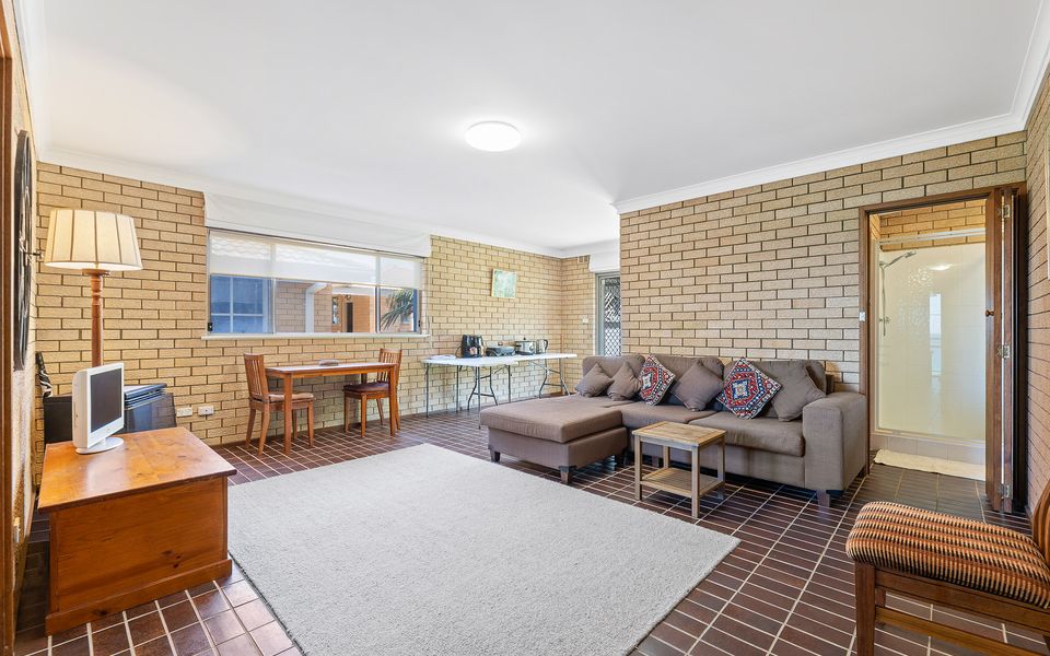 87 Dalmeny Drive, Kianga