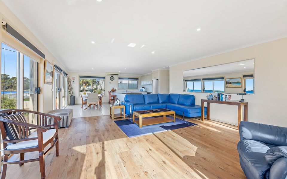 Ocean’s Edge in Batehaven