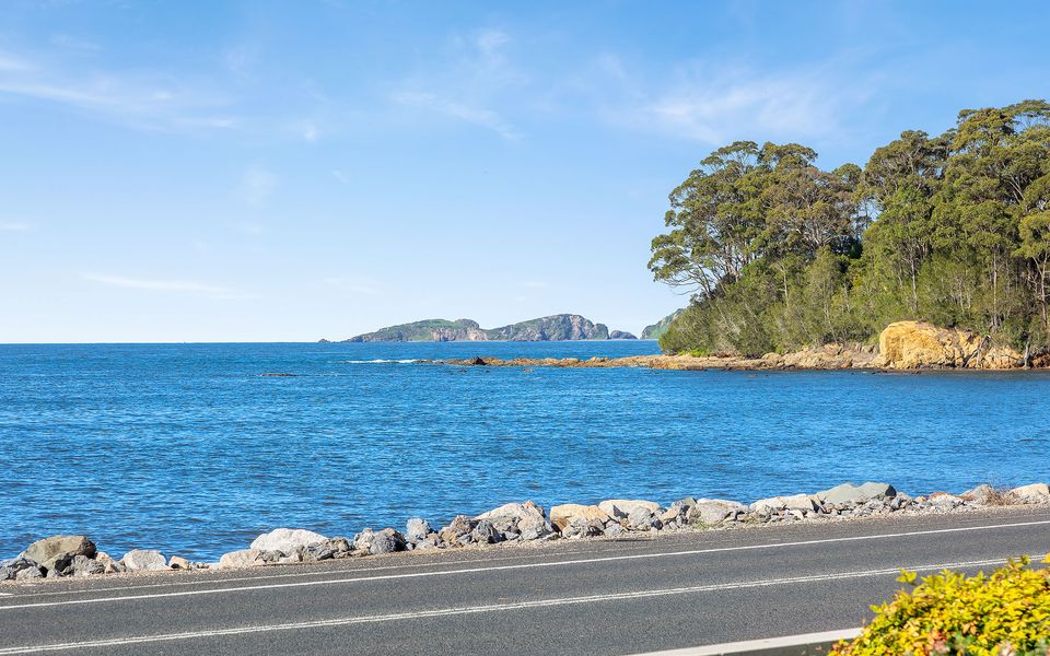 Ocean’s Edge in Batehaven