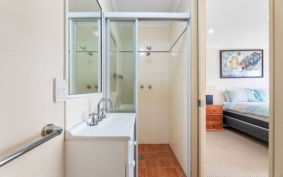 Ocean’s Edge in Batehaven