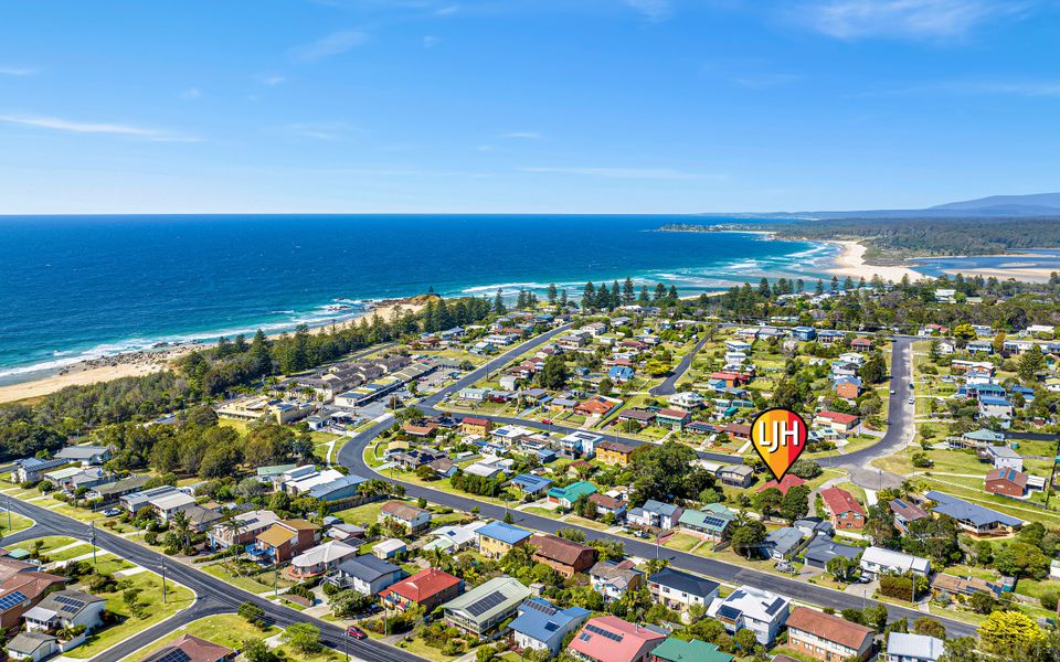 2/19-21 Grenville Avenue, Tuross Head