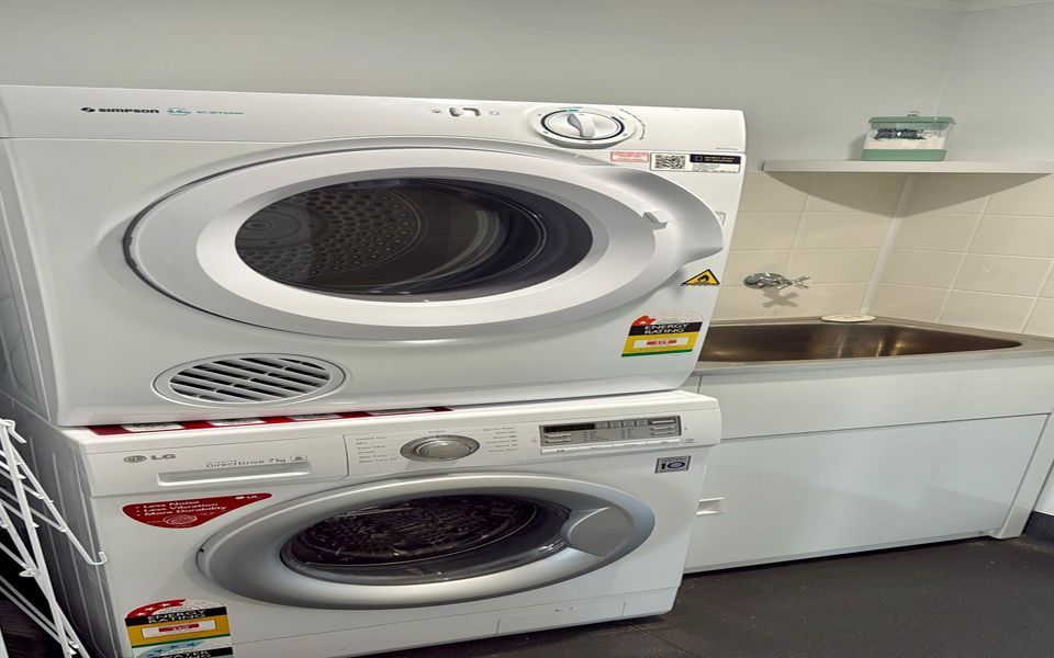 104/202-208 Beach Road, Batehaven