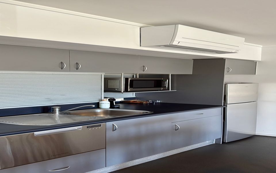 104/202-208 Beach Road, Batehaven