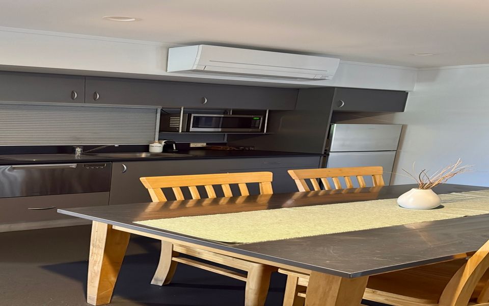 104/202-208 Beach Road, Batehaven