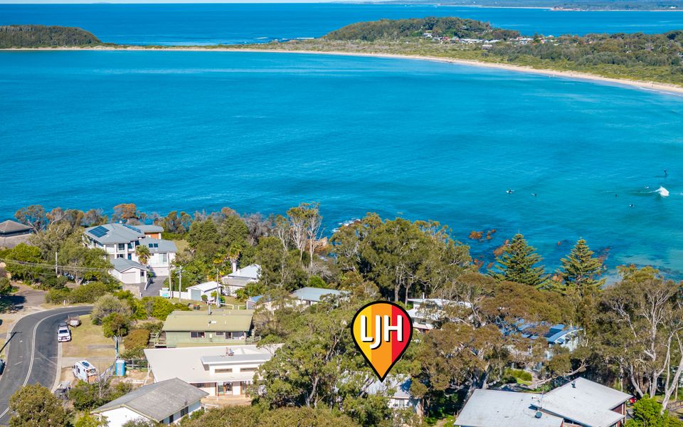 82 Annetts Parade, Mossy Point