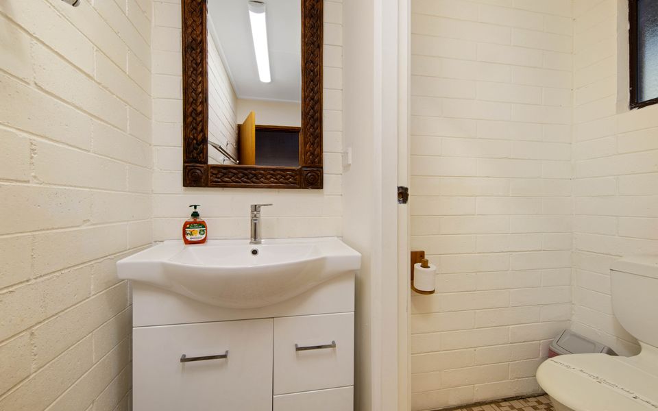 82 Annetts Parade, Mossy Point