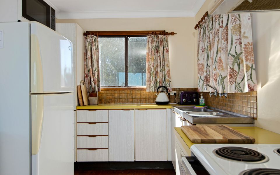 82 Annetts Parade, Mossy Point