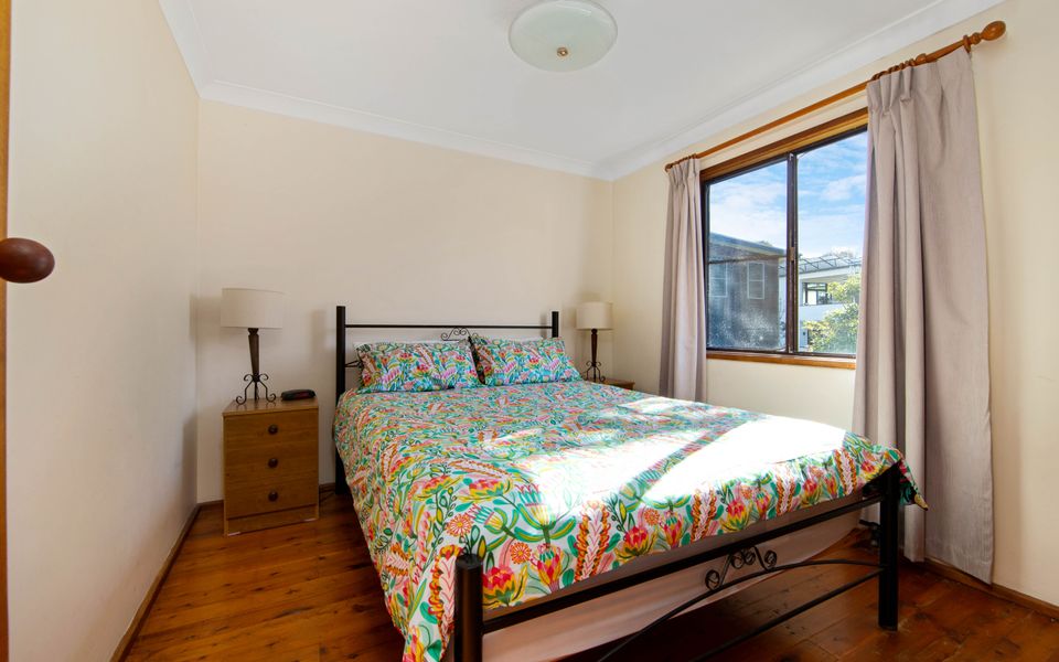 82 Annetts Parade, Mossy Point