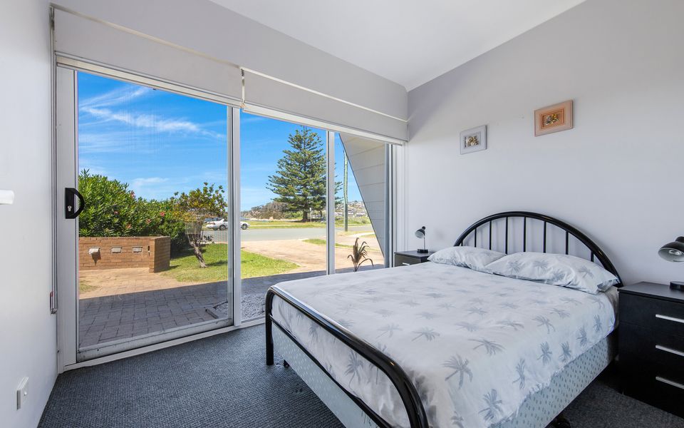 1/16 Kuppa Avenue, Malua Bay