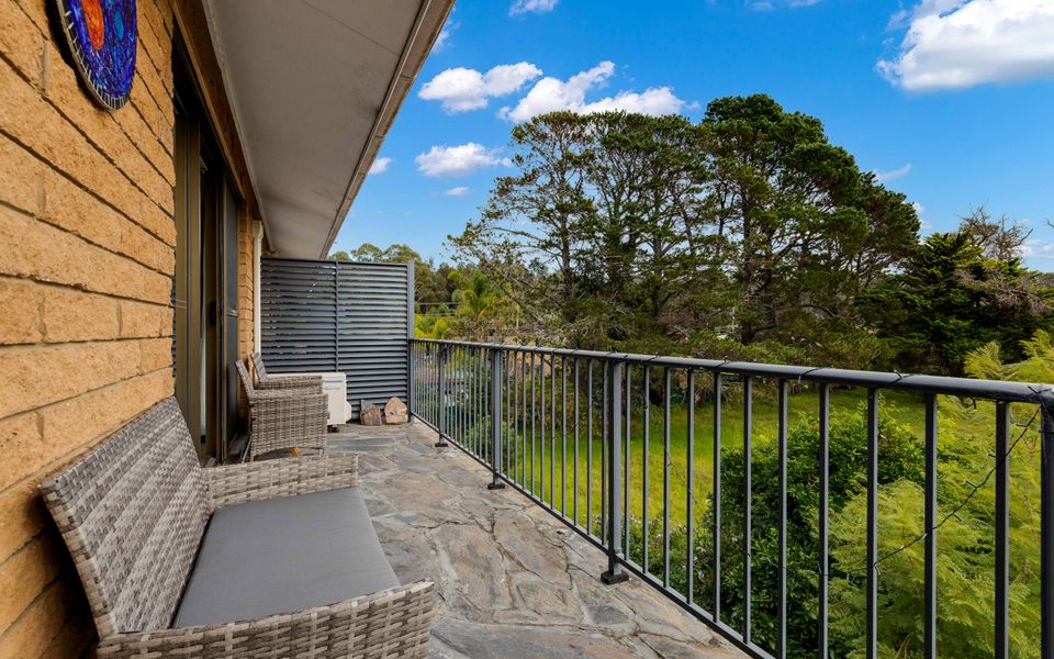 12/2-6 Matthew Parade, Batehaven