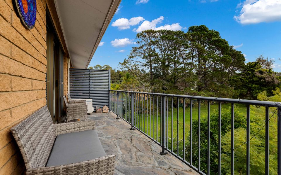 12/2-6 Matthew Parade, Batehaven