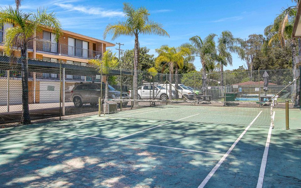 12/2-6 Matthew Parade, Batehaven