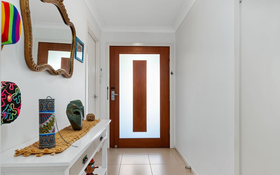 20 Freycinet Drive, Sunshine Bay