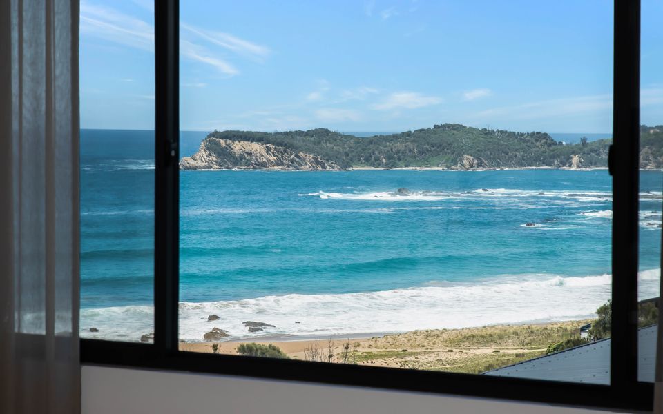 84 Tallawang Avenue, Malua Bay