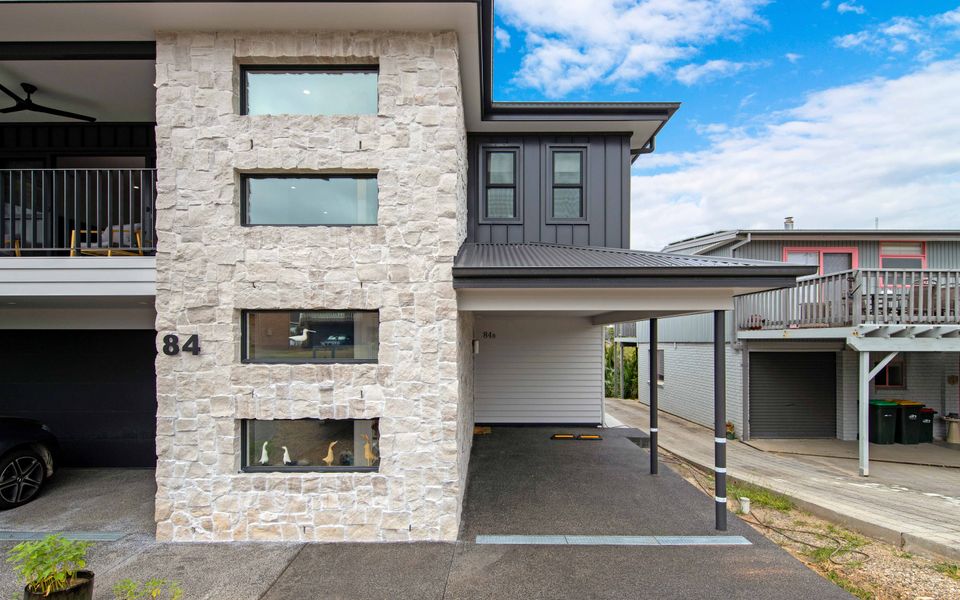 84 Tallawang Avenue, Malua Bay