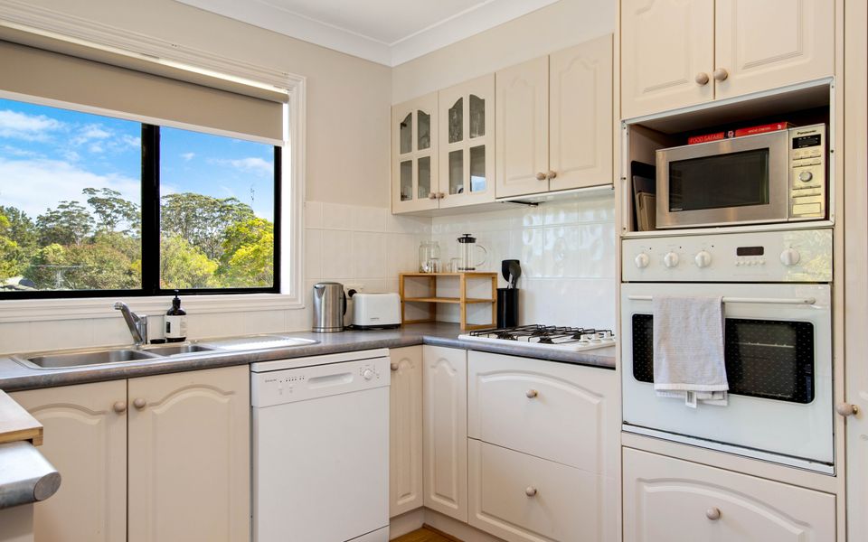 Beach House In Maloneys