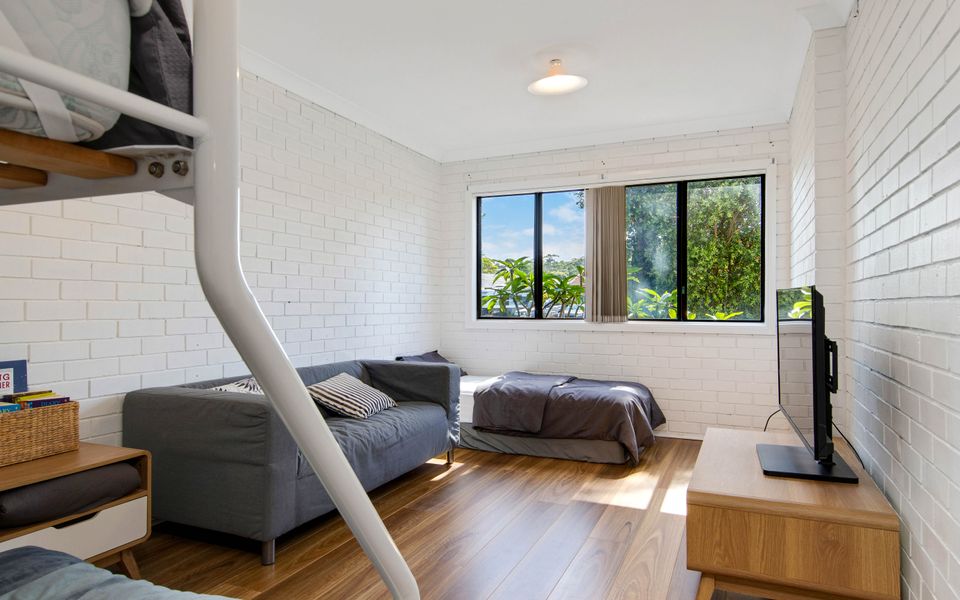 Beach House In Maloneys