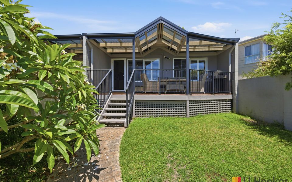 Peter Crescent Paradise